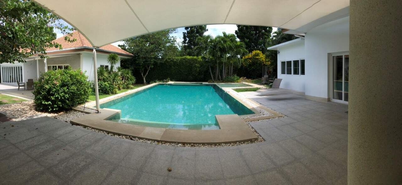 Fully Furnished Luxury Pool Villa For Sale in Hua Hin Town Center