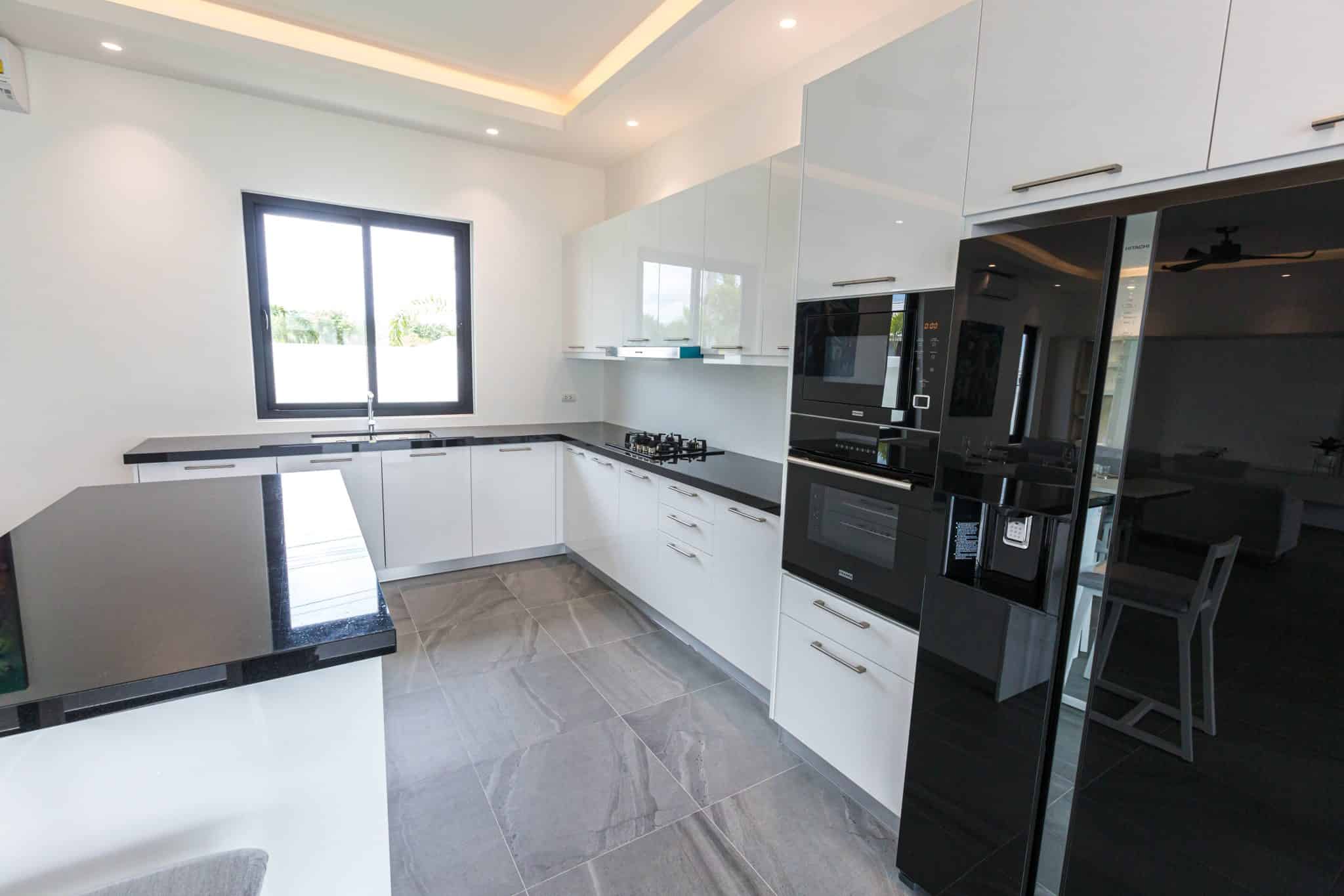 Modern Villa Property Near Black Mountain Highland Villas Premium Development