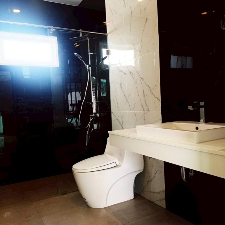 Contemporary Villa Design Premium Amenities Grand Hills