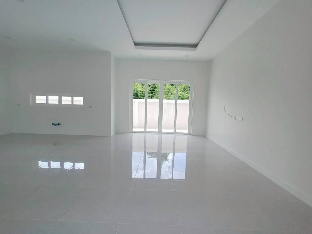 Luxury Villa Modern Facilities Grand Hills