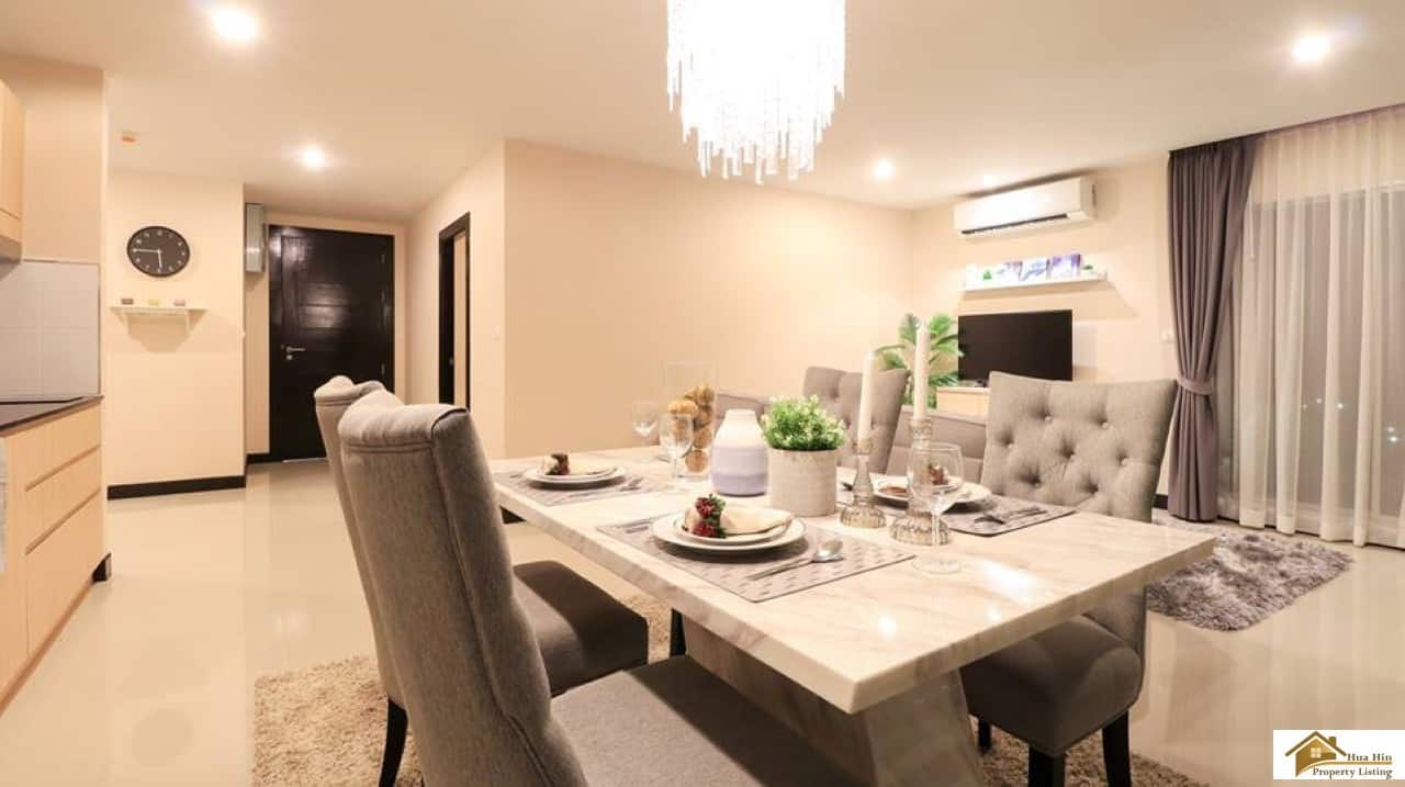 Hua Hin Penthouse Open City Views