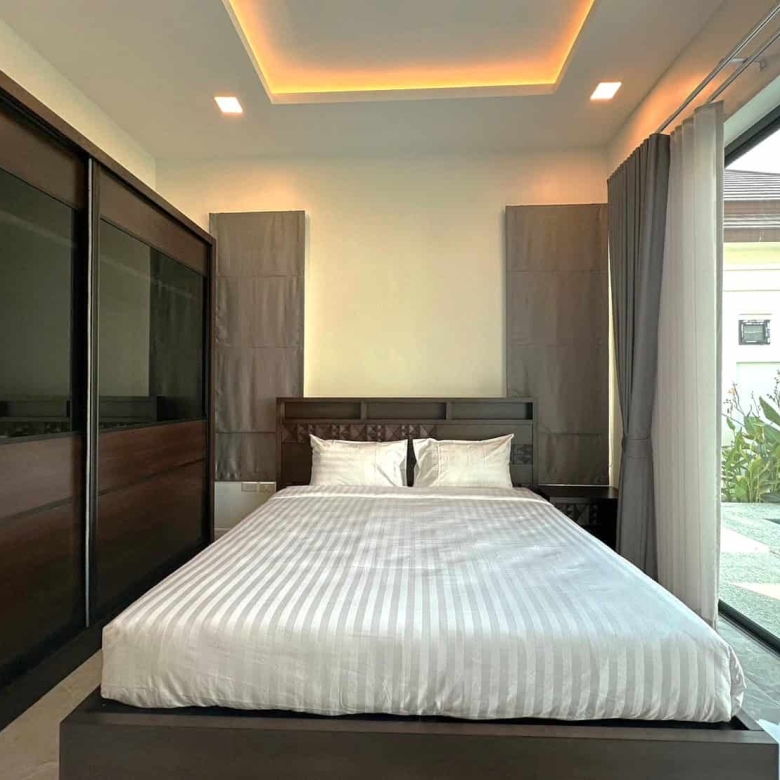 Balinese House Pool Furnished Tropical Garden
