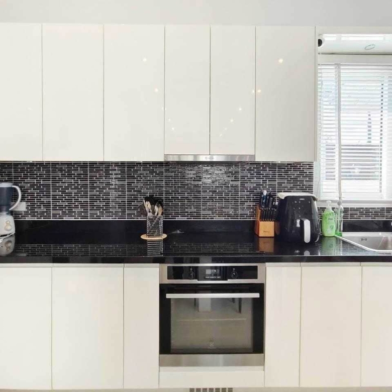 Spacious Villa Smart House Valley Development
