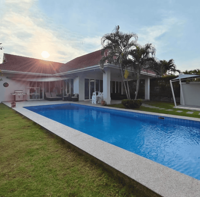 Luxurious Pool Villa For Sale in Smart House Valley Hua Hin