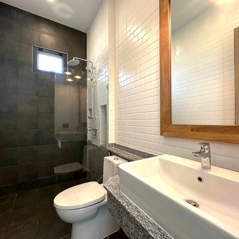 Luxury Balinese Pool Villa Sales