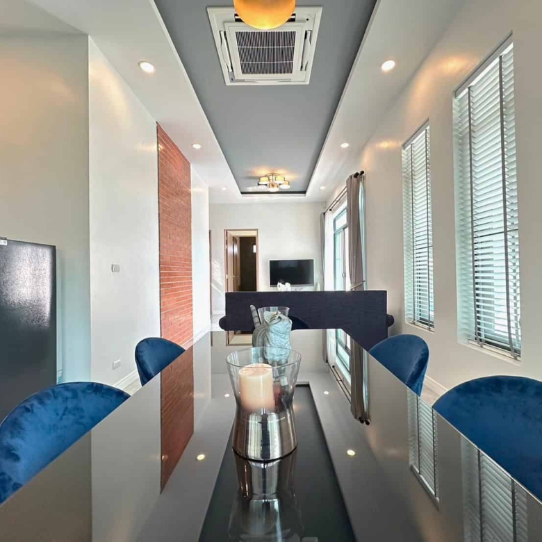 Luxury Pool Villa Sales