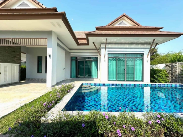Balinese Style Pool Villa Sales