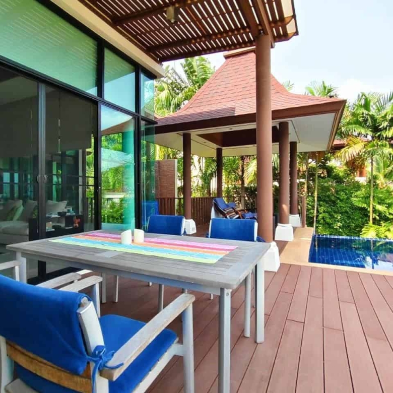 Furnished Balinese Villa Panoramic Mountain Views