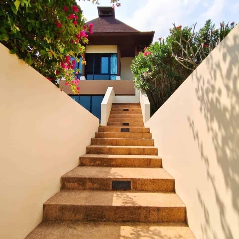 Panoramic Sea View Balinese Pool Villa