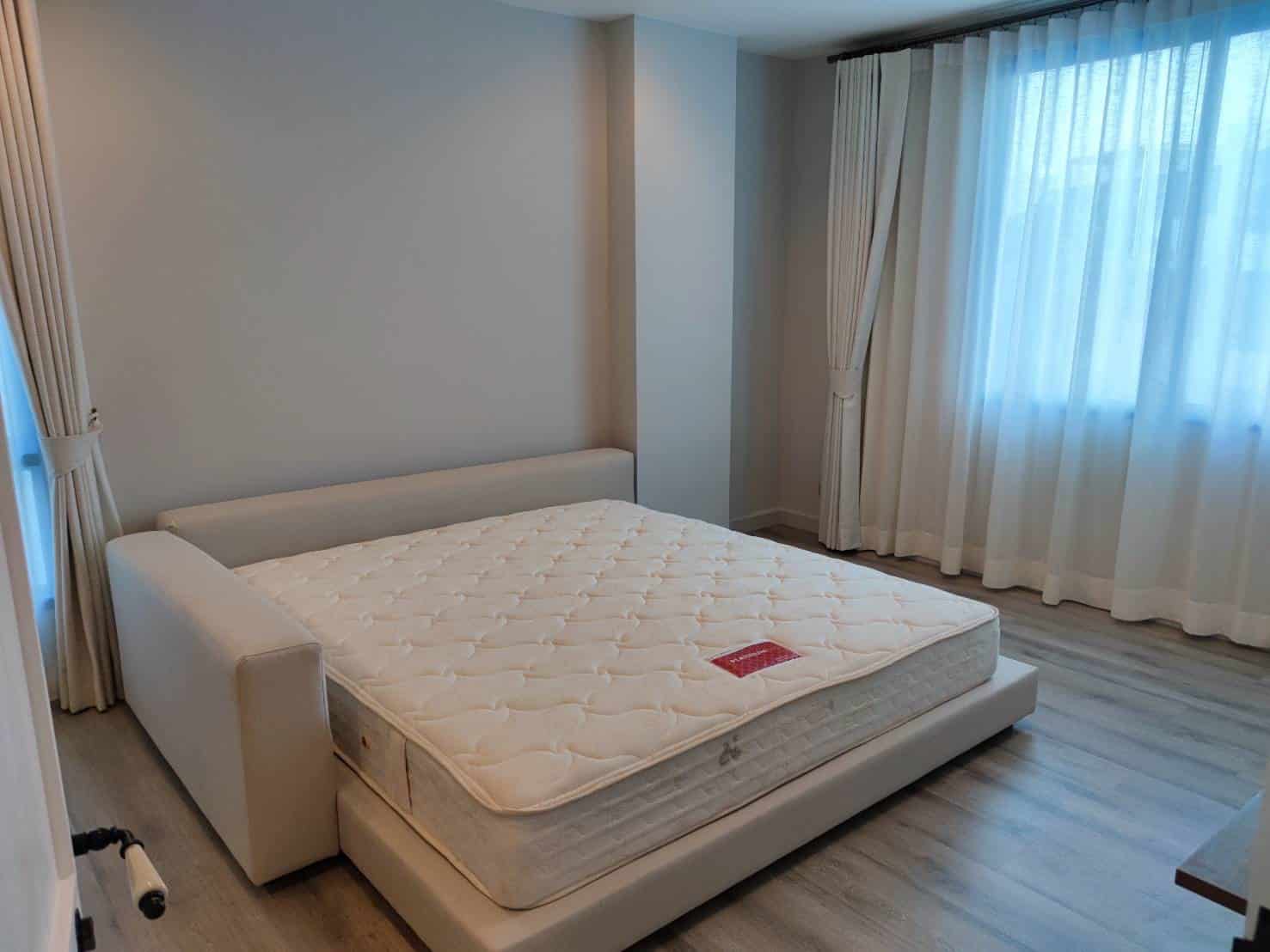 Hua Hin Beachfront Luxury Condo Makro District Ocean View Condo