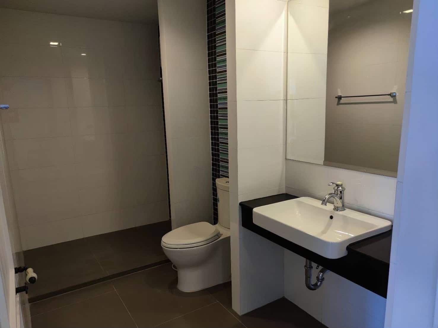 Hua Hin Oceanfront Condo Living