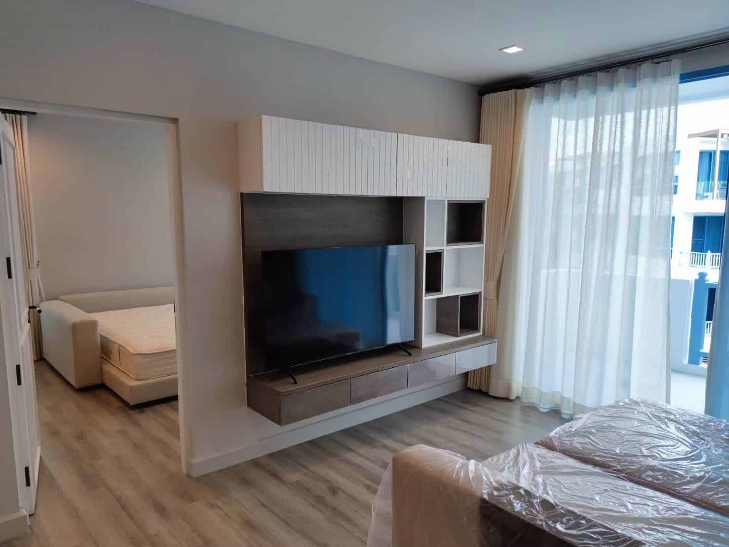 Beachfront Luxury Condo Hua Hin Makro Beachfront Living Space