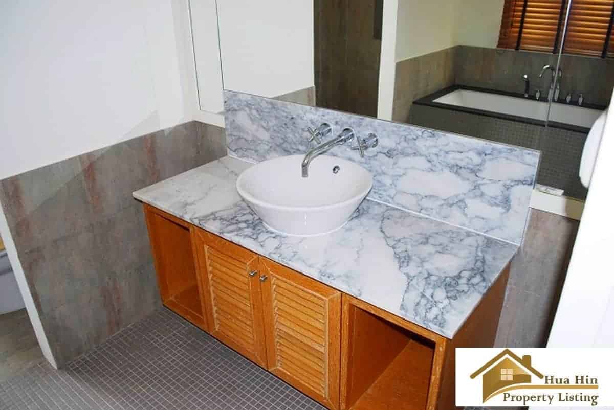 Modern Hua Hin Property Premium Property Swimming Pool View