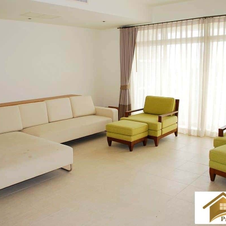 Spacious Two Bedroom Condo Layout