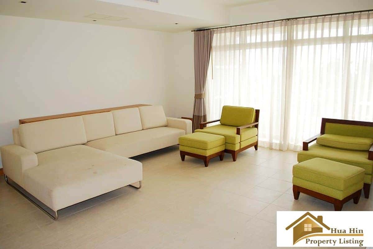 Spacious Two Bedroom Condo Layout