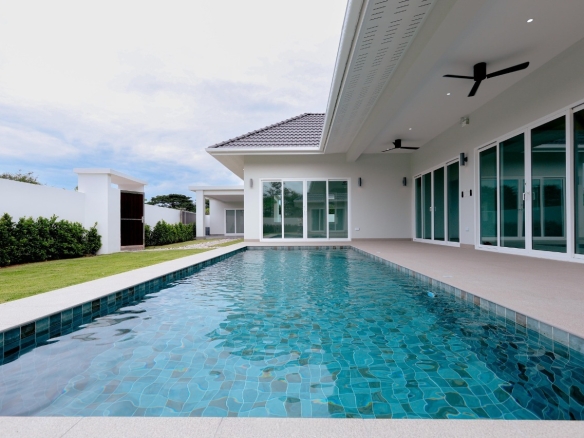 Smart Hamlet Luxury Pool Villas Hua Hin