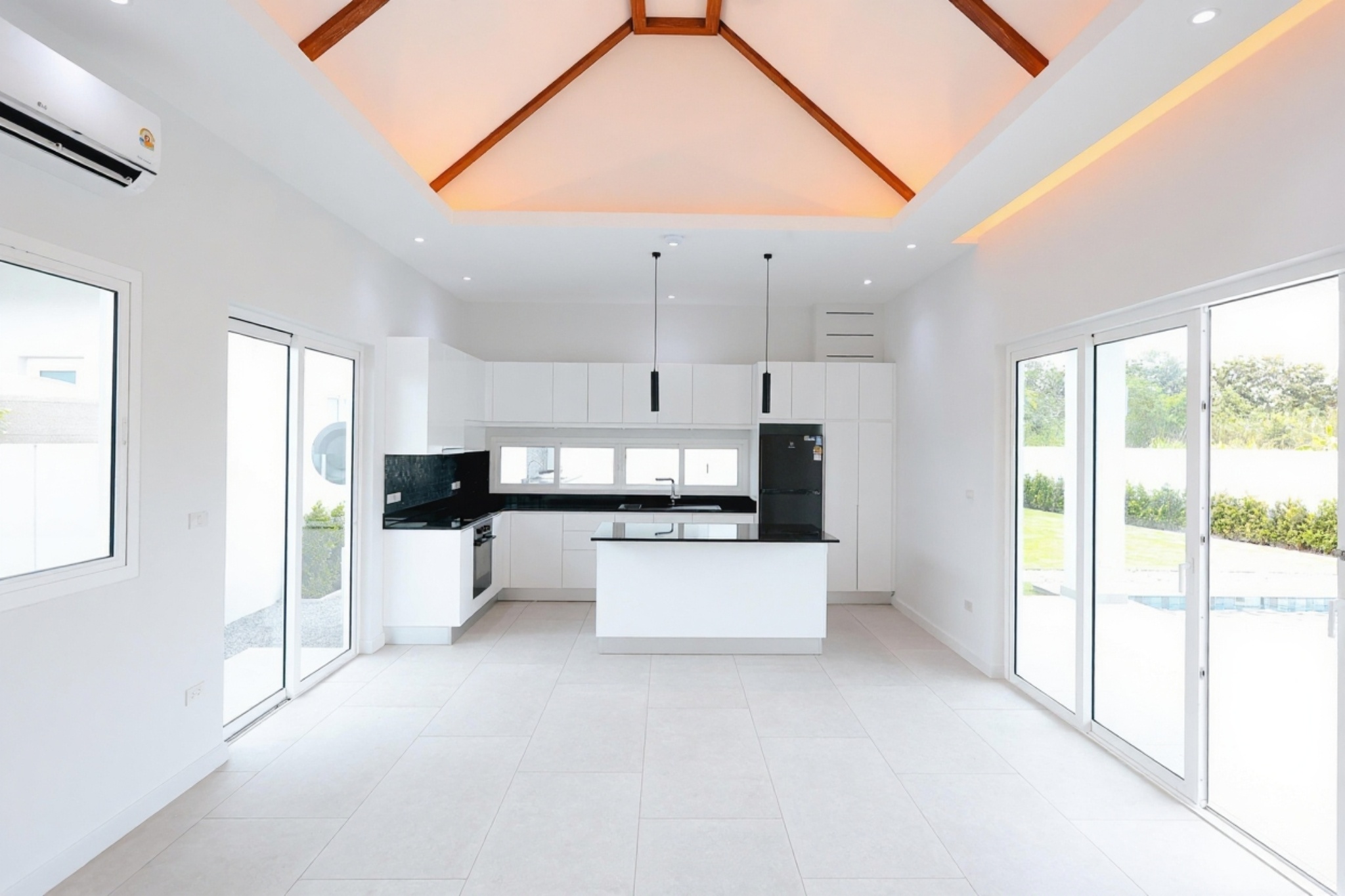 Luxury Pool Villa Development Thailand