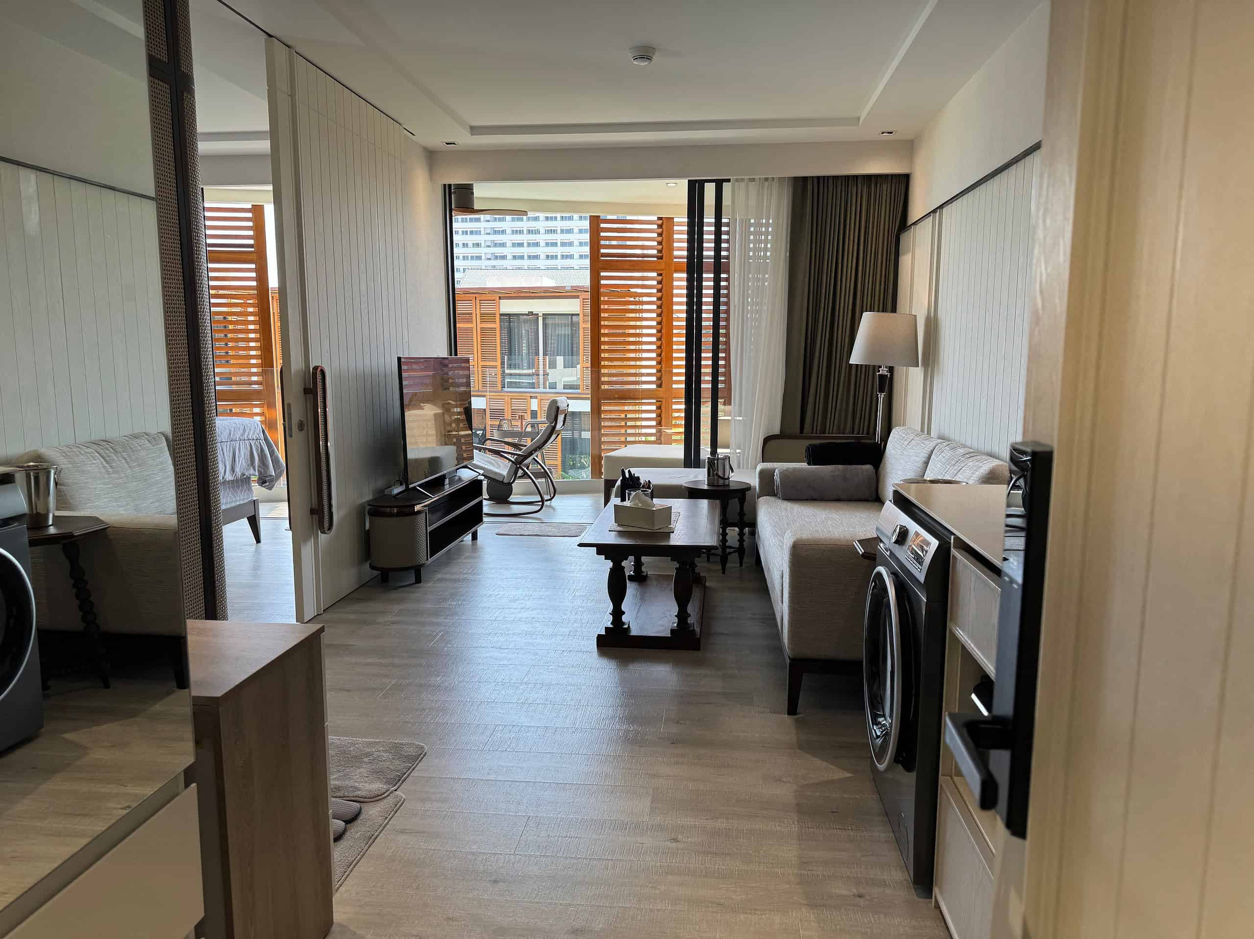 Luxury-Freehold-Beachfront-Condo-in-Hua-Hin-at-Intercontinental-Residences-37 Luxury Freehold Beachfront Condo in Hua Hin for Sale at Intercontinental Residences