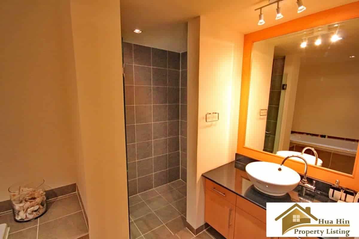 Charming Penthouse with Pool View Modern Penthouse Ocean Views Rooftop Pool