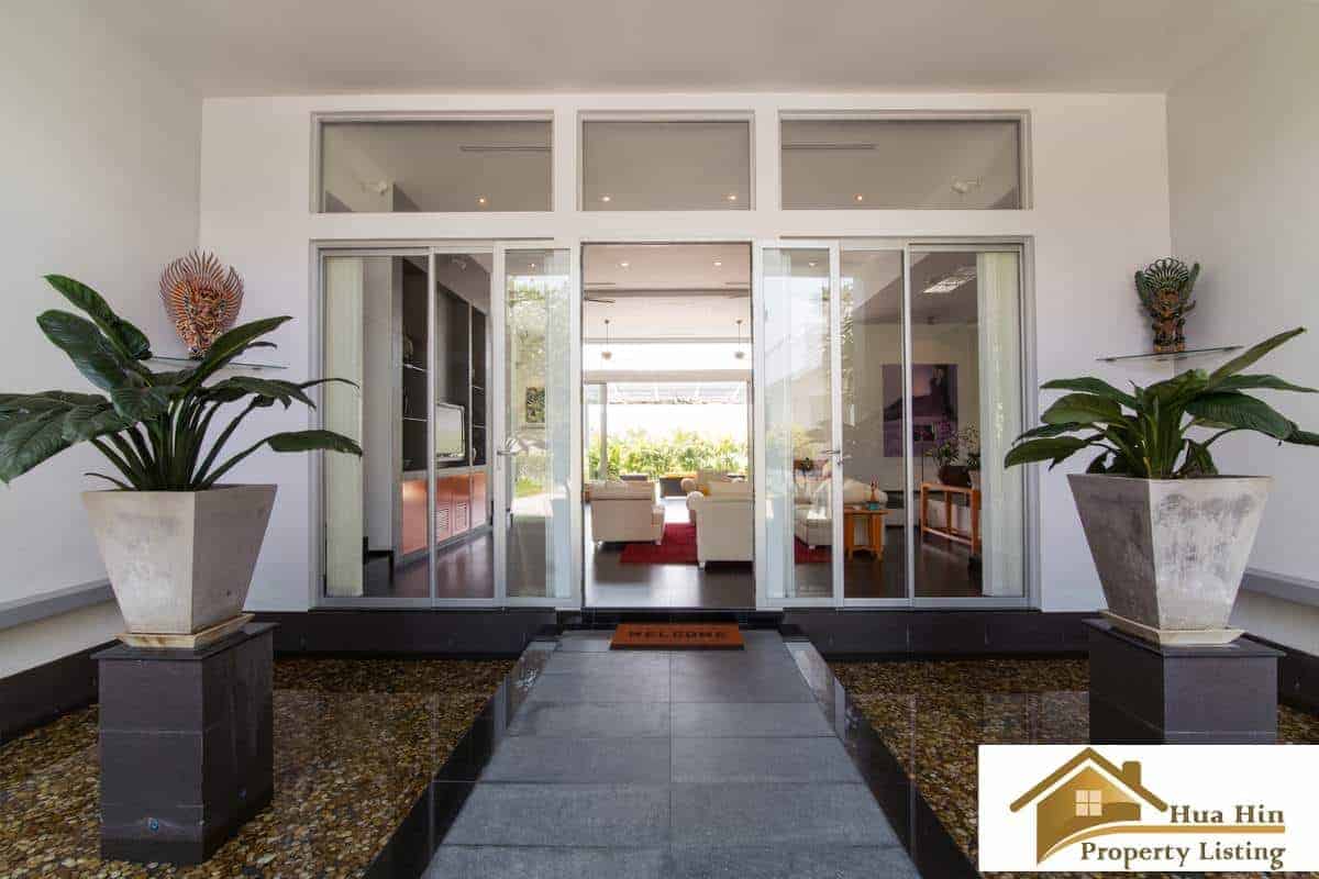 Upscale Property Private Oasis Deluxe Villa Swimming Pool Golf Fairway Setting