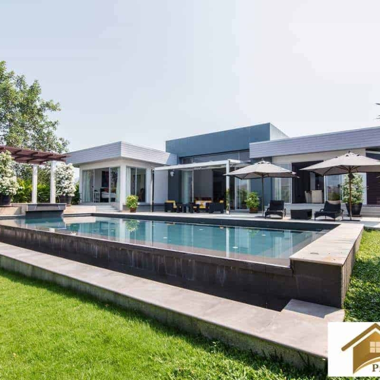 Modern Villa Private Pool Serene Garden Setting