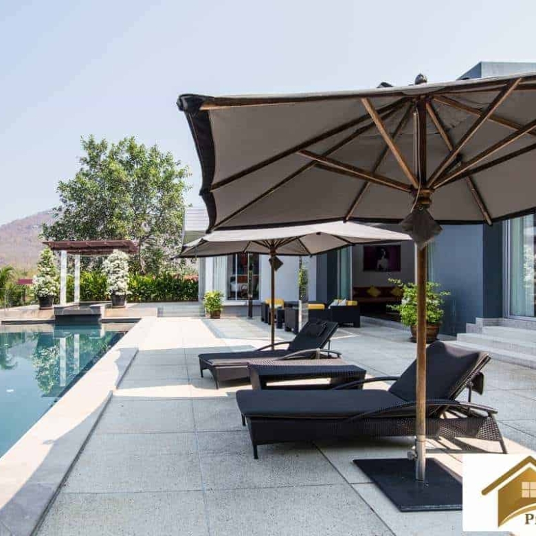 Elegant Pool Villa Tropical Landscape Design