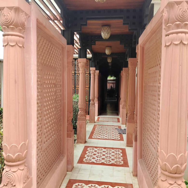 Wonderful Home Pool Near Paknampran