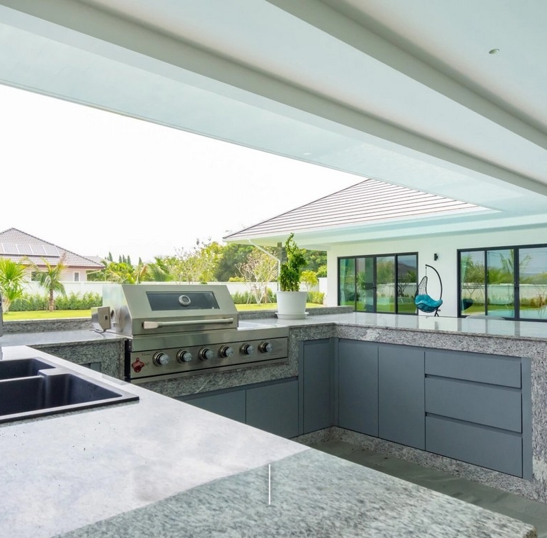 Stylish Villa Sale Hua Hin