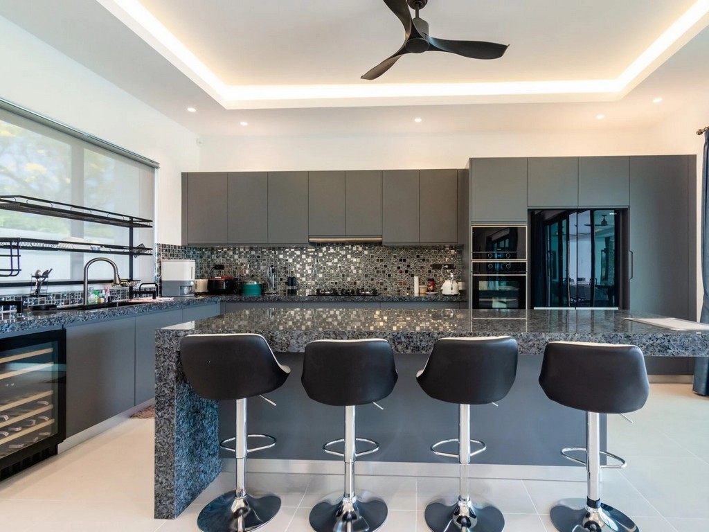 Elegant Property Hua Hin