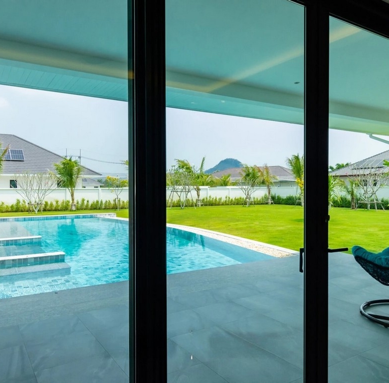 Elegant Villa Sale Hua Hin Thailand