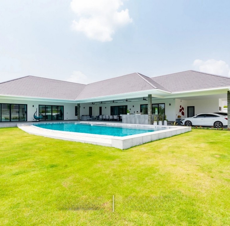Luxury Parkland Paradise Pool Villa For Sale in South Hua Hin Thailand