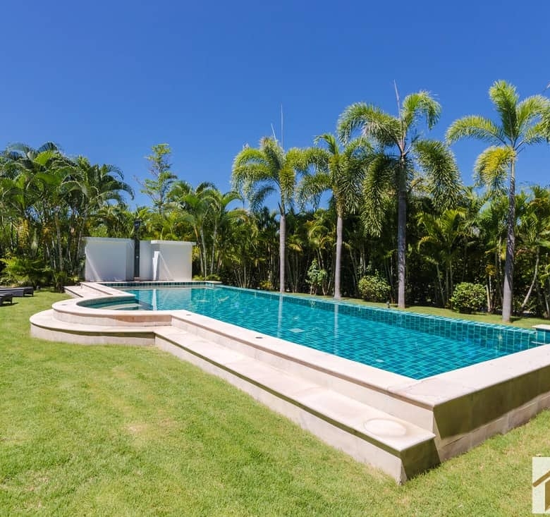 Upscale Private Estate Villa Hua Hin Sales