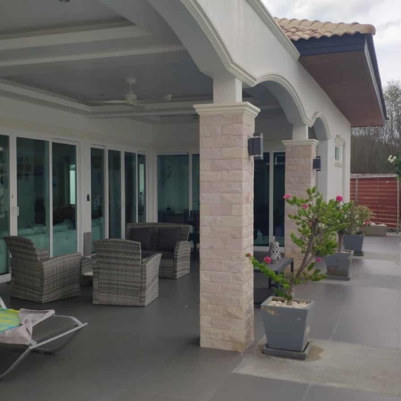 Luxury Villa Prime Position