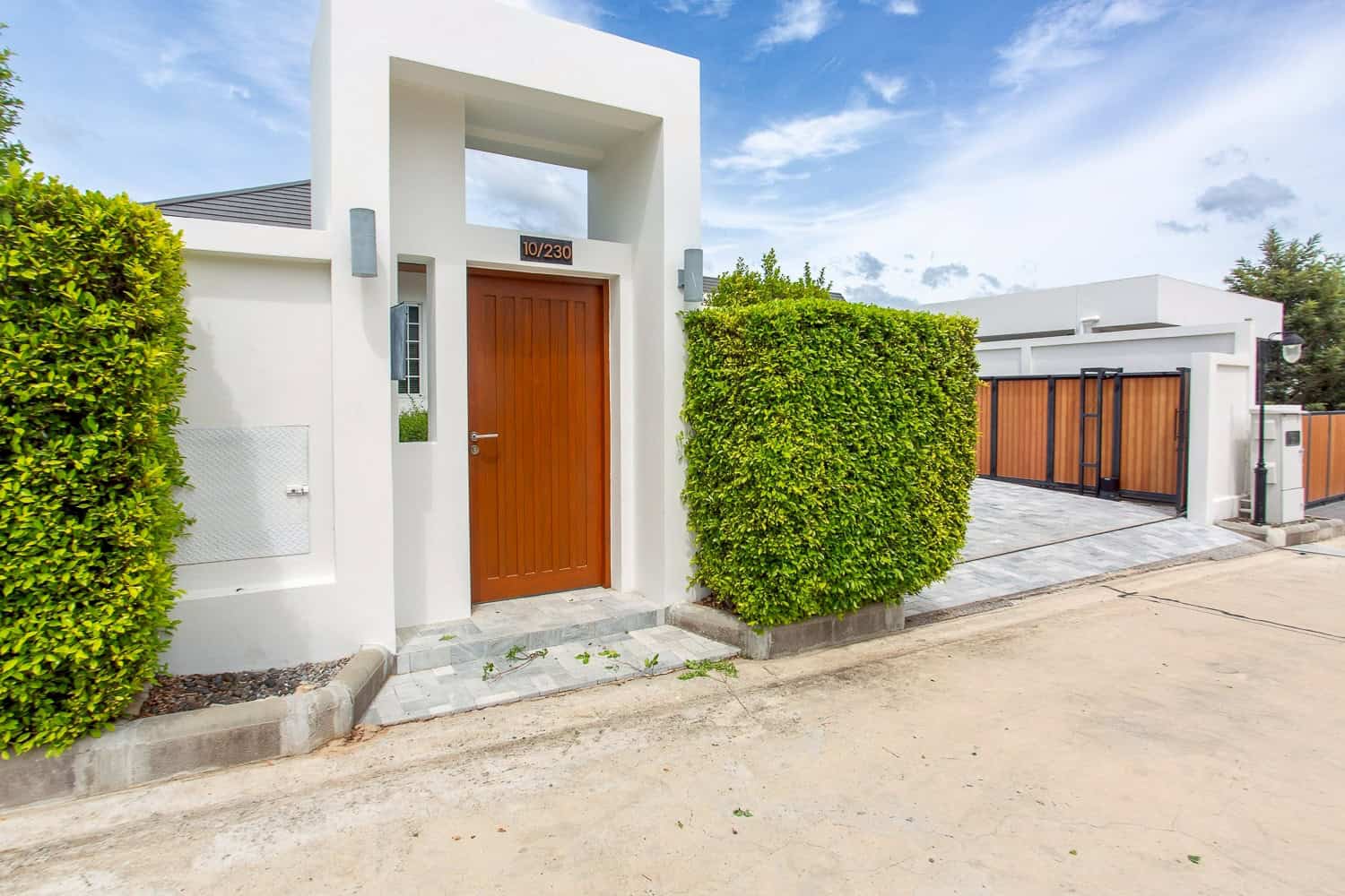 Refined Pool Villa Sales Hamlet Villa Bathroom Luxury Features