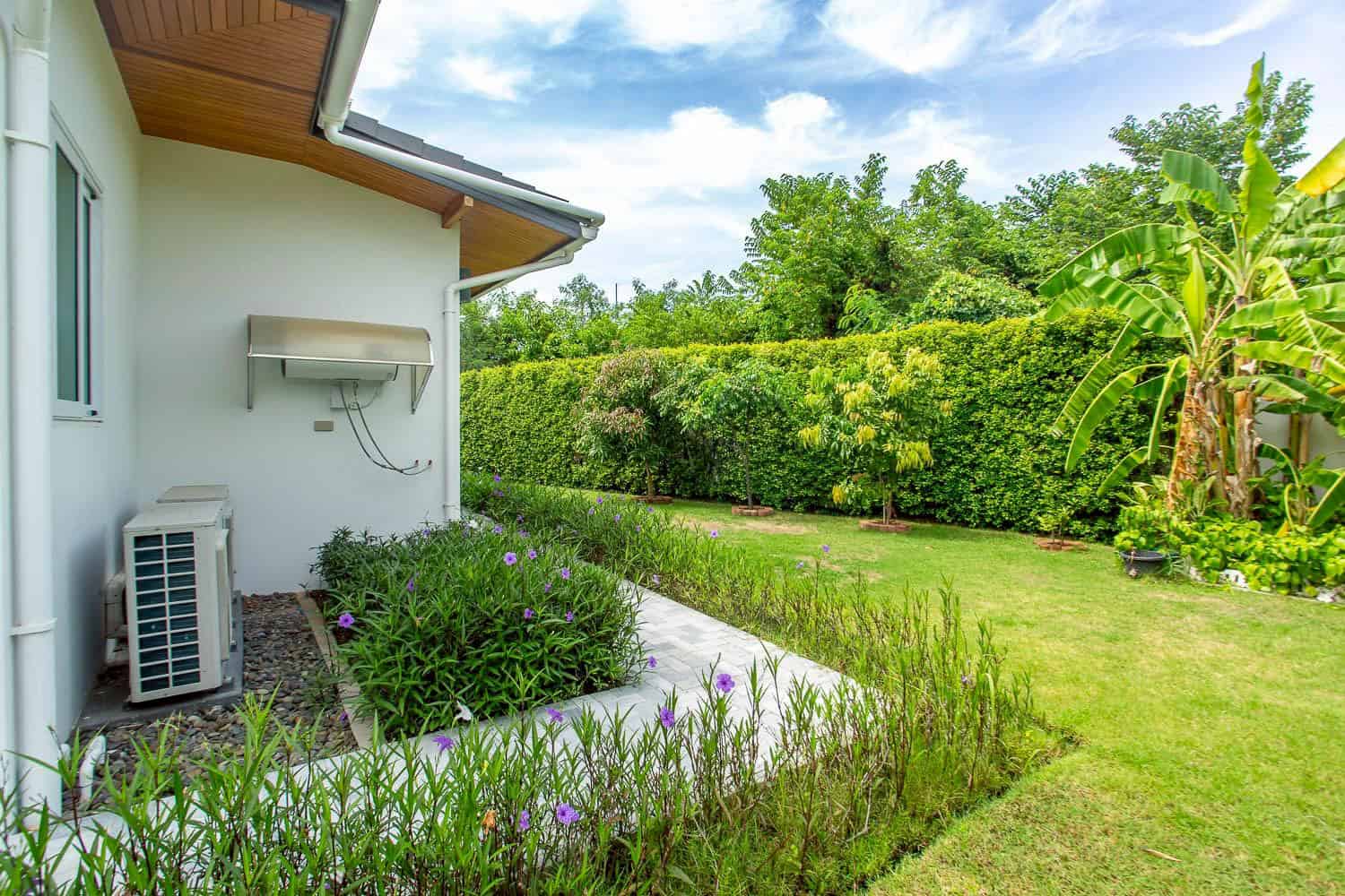 Elegant Hillside Hamlet Villa Sales Beautiful Villa Garden Landscape