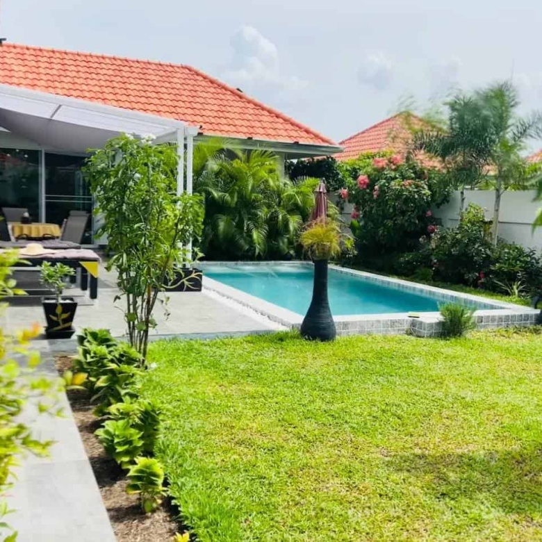 Fully Furnished Two Bedroom Pool Villa Pran Buri