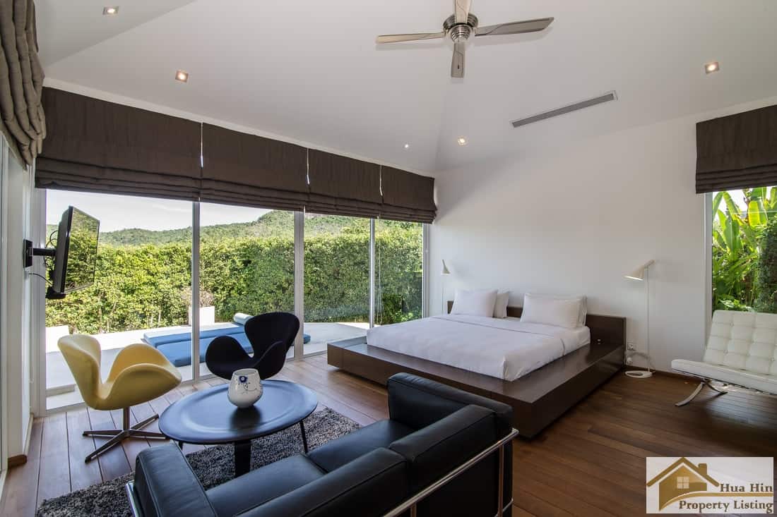 Stylish Baan Ing Phu Villa Home Stunning villa sales contemporary Baan Ing Phu