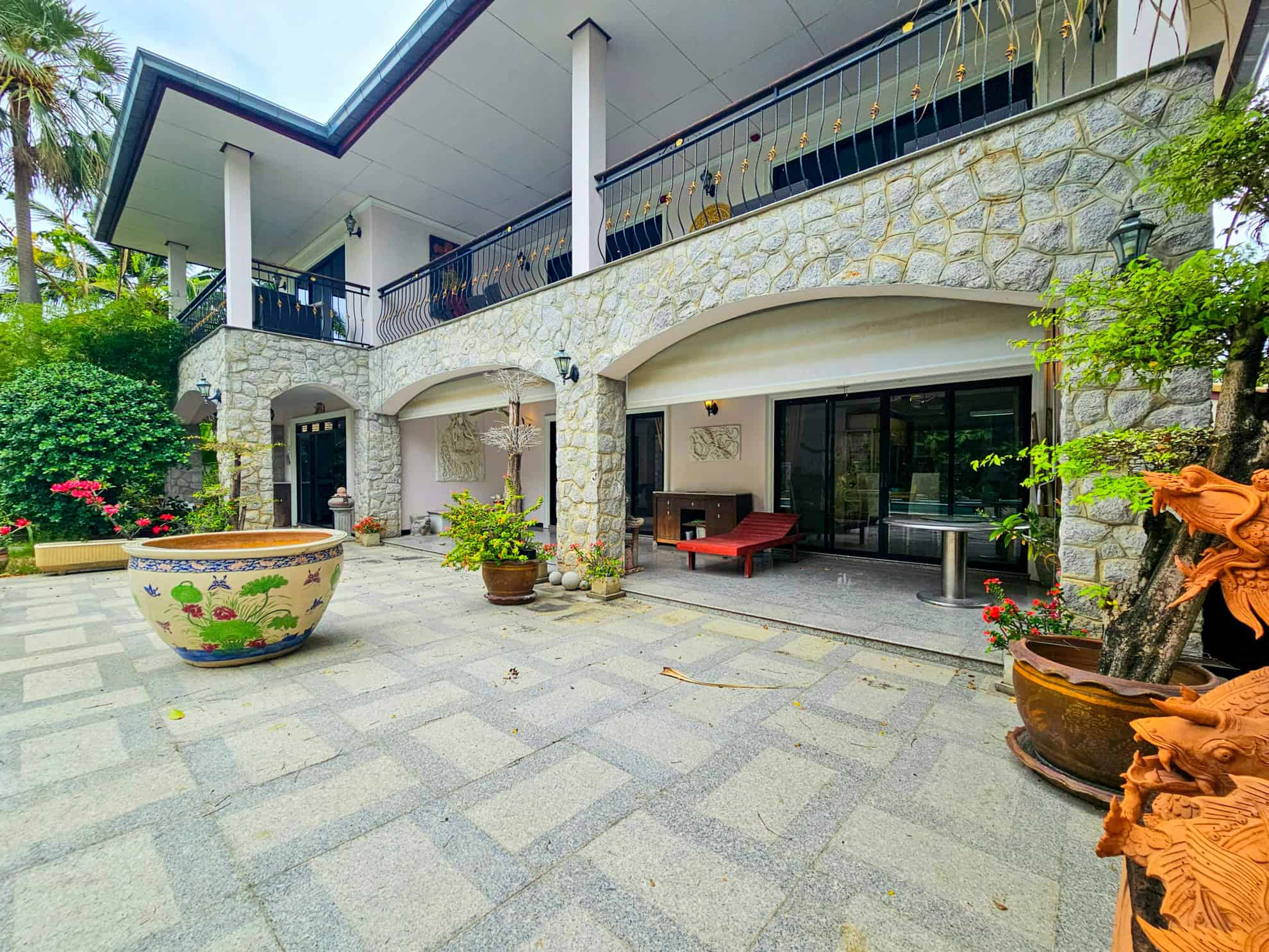 Elegant Home With Pool Hua Hin Elegant Villa Entrance Foyer Area