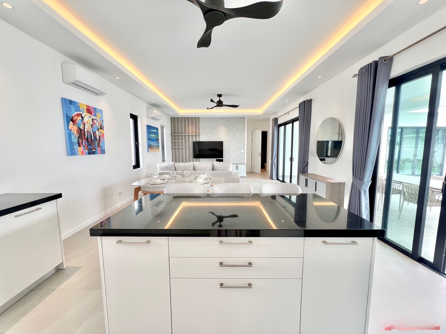 Modern Luxury Villa Investment