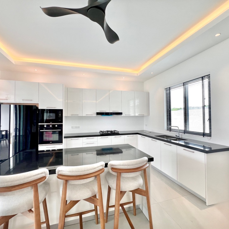 Luxury Villa Modern Design