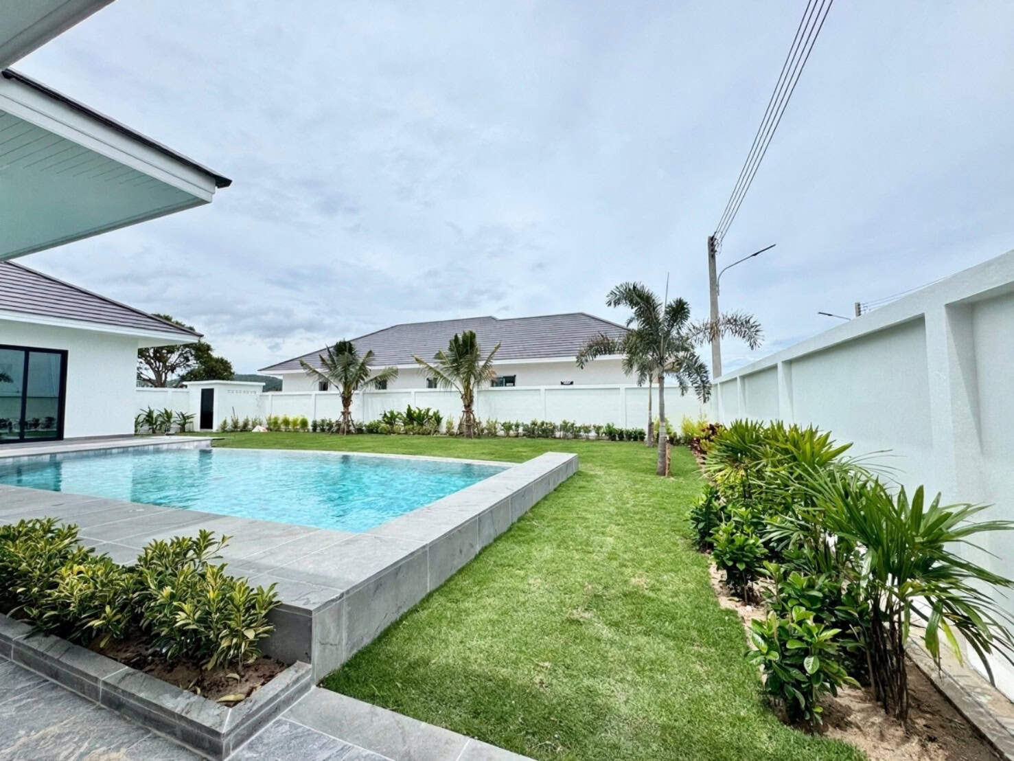 Brand New Villa With Pool