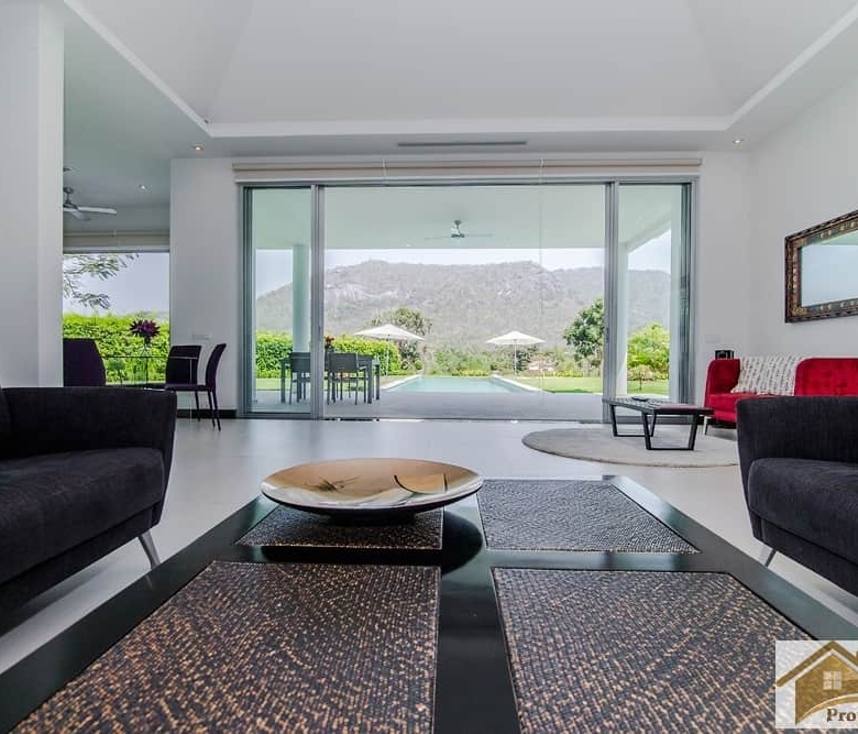 Private Estate Villa Pool Hua Hin Sale