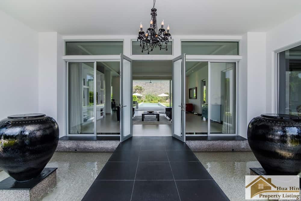 Beautiful Estate Property Villa Pool Sale