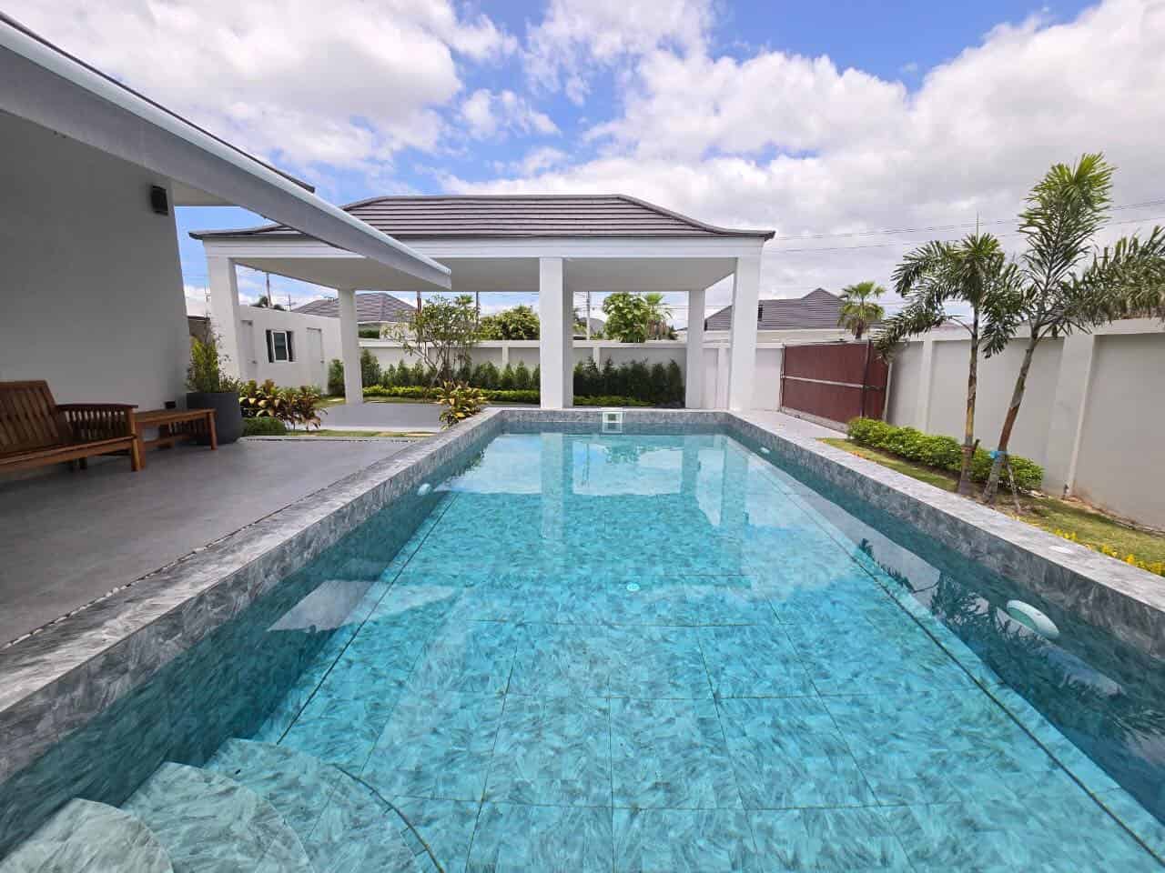 Stylish Pyne Plus 2 Residence Ready To Move In Property