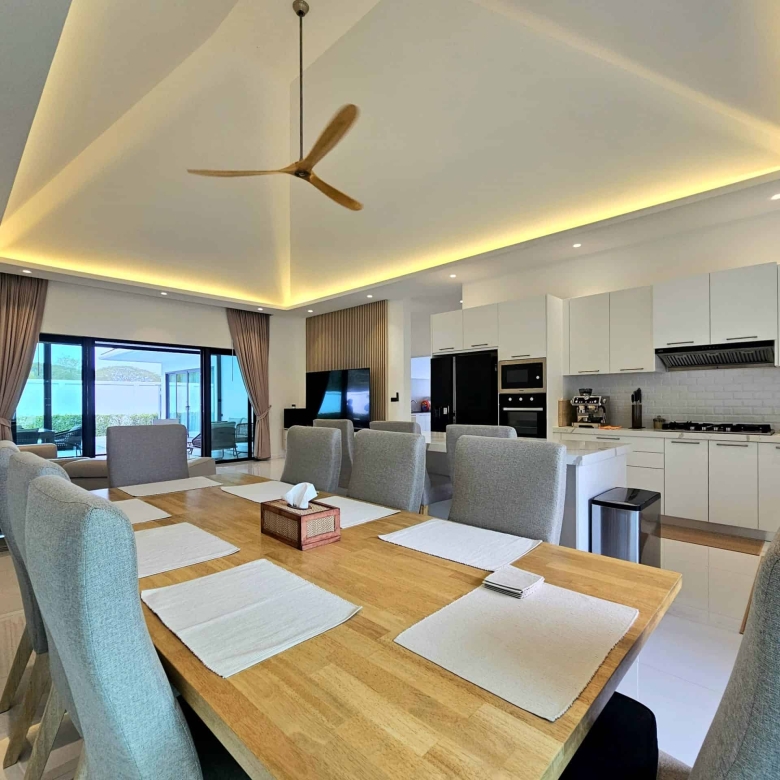 Luxury Contemporary Property