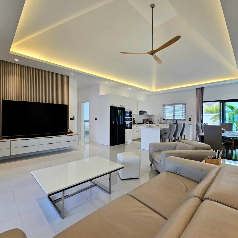 Contemporary Pool Villa