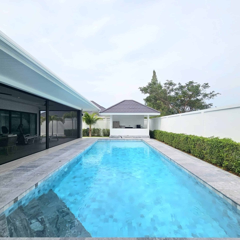 Stunning Villa with Pool
