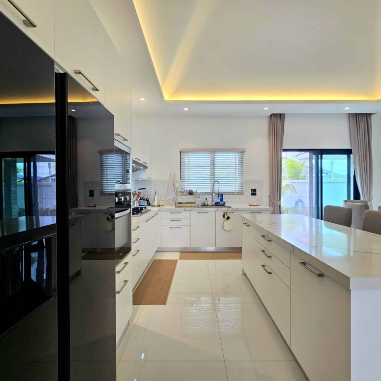Modern Luxury Villa
