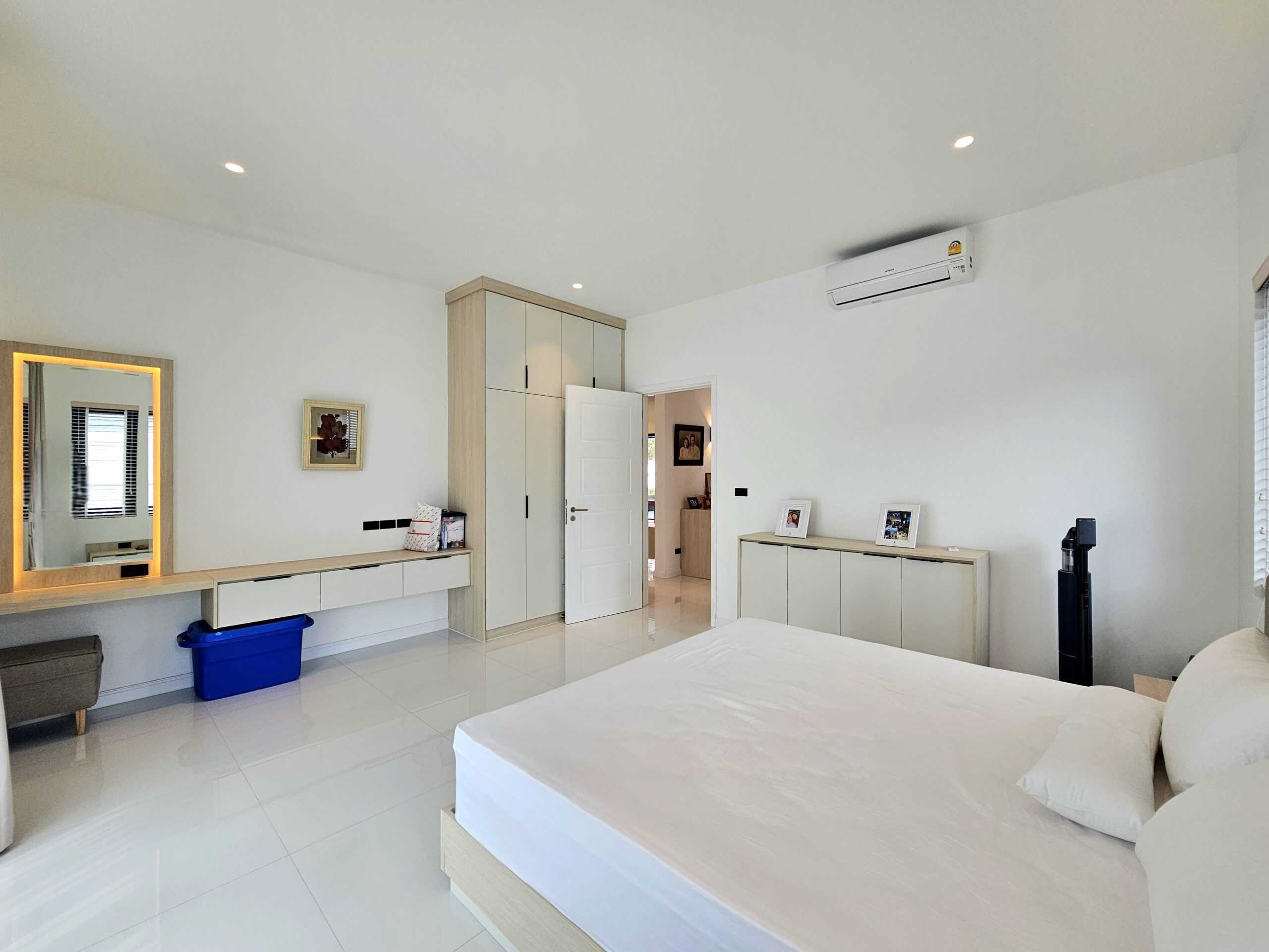 Luxury Modern Property