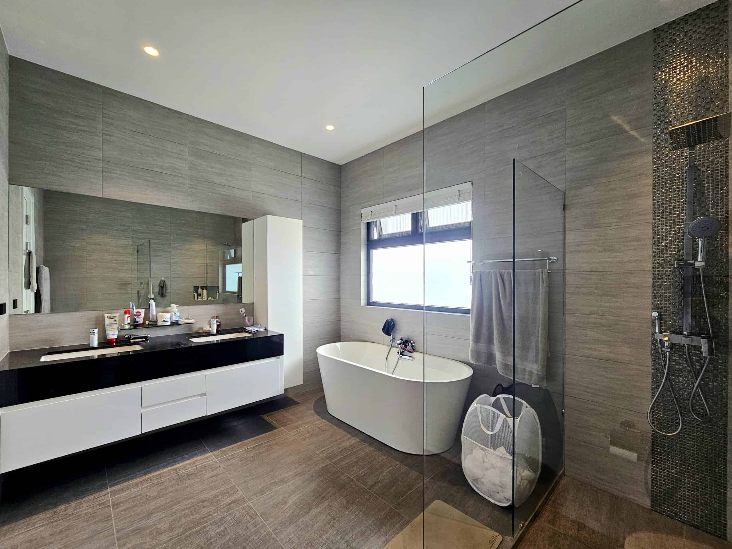 Contemporary Villa Sale Hua Hin Beautiful Premium Property